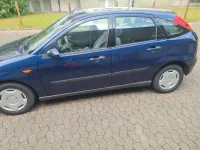Gebraucht Ford Focus Ghia 101 PS (74 kW) 2000 Schwarz Limousine