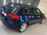 Gebraucht Audi A3 Ambition 125 PS (91 kW) 2011 Blau Kleinwagen