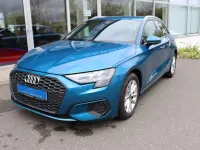 Gebraucht Audi A3 Basis 150 PS (110 kW) 2022 Atollblau metallic Limousine