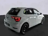 Käytetty VW Polo Style 95 HP (69 kW) 2022 Valkoinen Viistoperä