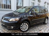 Gebraucht VW Touran Highline 105 PS (77 kW) 2012 Schwarz Van / Kleinbus