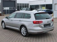 Używany VW Passat Highline 239 KM (175 kW) 2016 Srebrny Kombi
