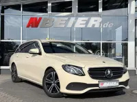 Gebraucht Mercedes E220 194 PS (142 kW) 2021 Hellelfenbein Kombi