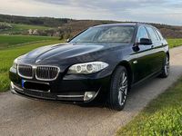 Gebraucht BMW 520 184 PS (135 kW) 2013 Schwarz Kombi