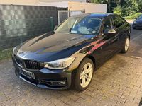 Gebraucht BMW 330 Advantage 258 PS (189 kW) 2017 Schwarz Limousine
