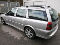 Gebraucht Opel Vectra Selection 125 PS (91 kW) 2001 Silber Kombi