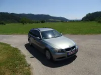 Gebraucht BMW 320 150 PS (110 kW) 2006 Blau Kombi