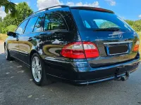 Gebraucht Mercedes E320 Avantgarde 204 PS (150 kW) 2005 Blau Kombi