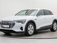 Gebraucht Audi e-tron Ambiente 230 kW (313 PS) 2022 Gletscherweiß metallic (metallic) SUV