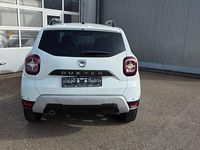 Gebraucht Dacia Duster Celebration 150 PS (110 kW) 2021 Weiß SUV