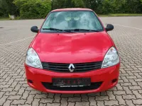 Gebraucht Renault Clio II Authentique 58 PS (42 kW) 2011 Rot Limousine