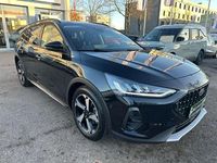 Gebraucht Ford Focus Active X 155 PS (114 kW) 2023 Obsidianschwarz metallic Kombi