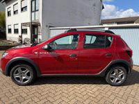 Gebraucht Dacia Sandero Prestige 90 PS (66 kW) 2019 Rot Kleinwagen