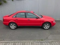 Gebraucht Audi A4 Basis 92 PS (67 kW) 1996 Rot Limousine