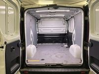 Gebraucht Renault Trafic Komfort 145 PS (106 kW) 2020 Weiß Van / Kleinbus