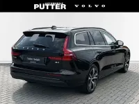 Gebraucht Volvo V60 Core 197 PS (144 kW) 2025 Schwarz Kombi