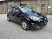 Gebraucht Hyundai i20 Edition 86 PS (63 kW) 2014 Schwarz Kleinwagen