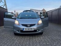 Gebraucht Honda Jazz Executive 99 PS (72 kW) 2009 Silber Kleinwagen