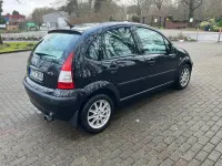 Używany Citroën C3 68 KM (50 kW) 2007 Czarny Sedan/Limuzyna