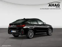 Używany BMW X4 Efficient Dynamics 184 KM (135 kW) 2025 Czarny SUV
