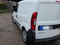 Gebraucht Fiat Doblò Easy 120 PS (88 kW) 2018 Weiß Van / Kleinbus