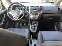 Gebraucht Hyundai ix20 90 PS (66 kW) 2012 Grau Kleinwagen