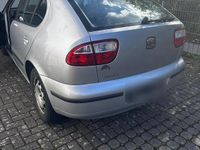 Second-hand Seat Leon 105 CP (77 kW) 2004 Argintiu Hatchback