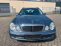 Second-hand Mercedes E220 150 CP (110 kW) 2005 Albastru Break