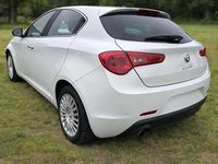 Gebraucht Alfa Romeo Giulietta Turismo 170 PS (125 kW) 2011 Weiß Kleinwagen