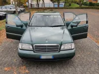 Gebraucht Mercedes C180 Elegance 122 PS (89 kW) 1993 Grün Limousine