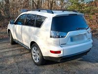 Gebraucht Mitsubishi Outlander 147 PS (108 kW) 2011 Weiß SUV