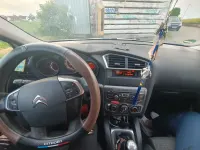 Używany Citroën C4 SELECTION 92 KM (67 kW) 2014 Biały Sedan/Limuzyna
