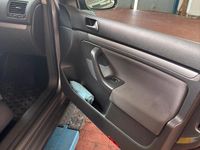 Gebraucht VW Golf V 102 PS (75 kW) 2007 Grau Kleinwagen