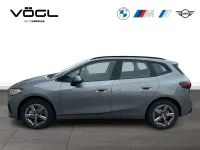 Neu BMW 218 Active Tourer 136 PS (100 kW) 2026 Silber Van / Kleinbus