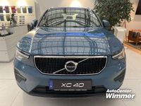 Gebraucht Volvo XC40 Core 163 PS (119 kW) 2023 Blau SUV