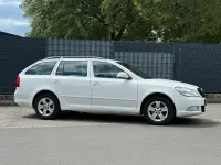 Gebraucht Skoda Octavia 105 PS (77 kW) 2012 Weiß Kombi
