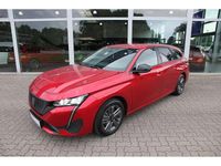 Gebraucht Peugeot 308 SW Allure 131 PS (96 kW) 2024 Elixir rot Kombi