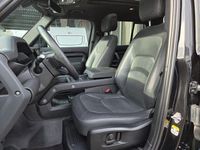 Gebraucht Land Rover Defender Dynamic 200 PS (147 kW) 2022 Schwarz SUV