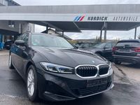Gebraucht BMW 320e Shadowline 204 PS (150 kW) 2022 Saphirschwarz metallic (475) Kombi