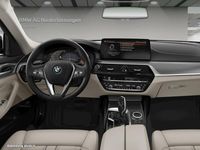 Gebraucht BMW 520 184 PS (135 kW) 2023 Grau Kombi