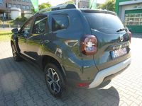 Gebraucht Dacia Duster Celebration 101 PS (74 kW) 2021 Grau SUV