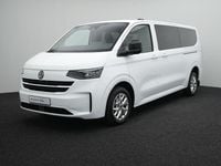 Gebraucht VW T7 Life 150 PS (110 kW) 2025 Weiß Van