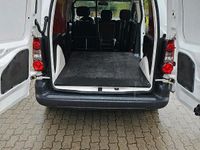 Gebraucht Peugeot Partner 95 PS (69 kW) 2018 Weiß Van / Kleinbus