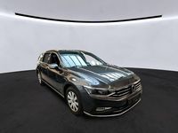 Gebraucht VW Passat Elegance 200 PS (147 kW) 2023 Grau Kombi