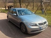 Gebraucht BMW 320 150 PS (110 kW) 2006 Grau Limousine