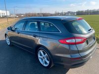 Gebraucht Ford Mondeo Titanium 150 PS (110 kW) 2015 Grau Kombi