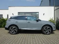 Neu Nissan Qashqai Tekna+ 158 PS (116 kW) 2026 Grau SUV