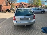 Second-hand VW Golf IV 75 CP (55 kW) 2004 Argintiu Break