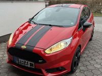 Gebraucht Ford Fiesta ST 182 PS (133 kW) 2016 Rot Limousine