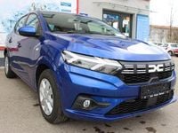 Używany Dacia Sandero Expression 91 KM (66 kW) 2024 Niebieski Sedan/Limuzyna